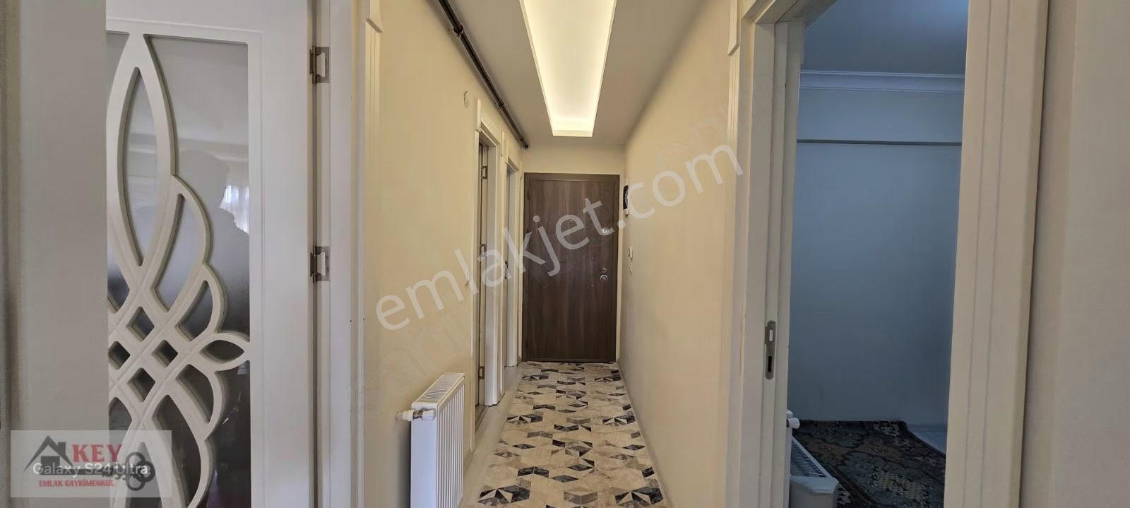Menderes Cüneytbey'de 2+1 110 M2 Ara Kat Daire Satılıktır - Görsel 6