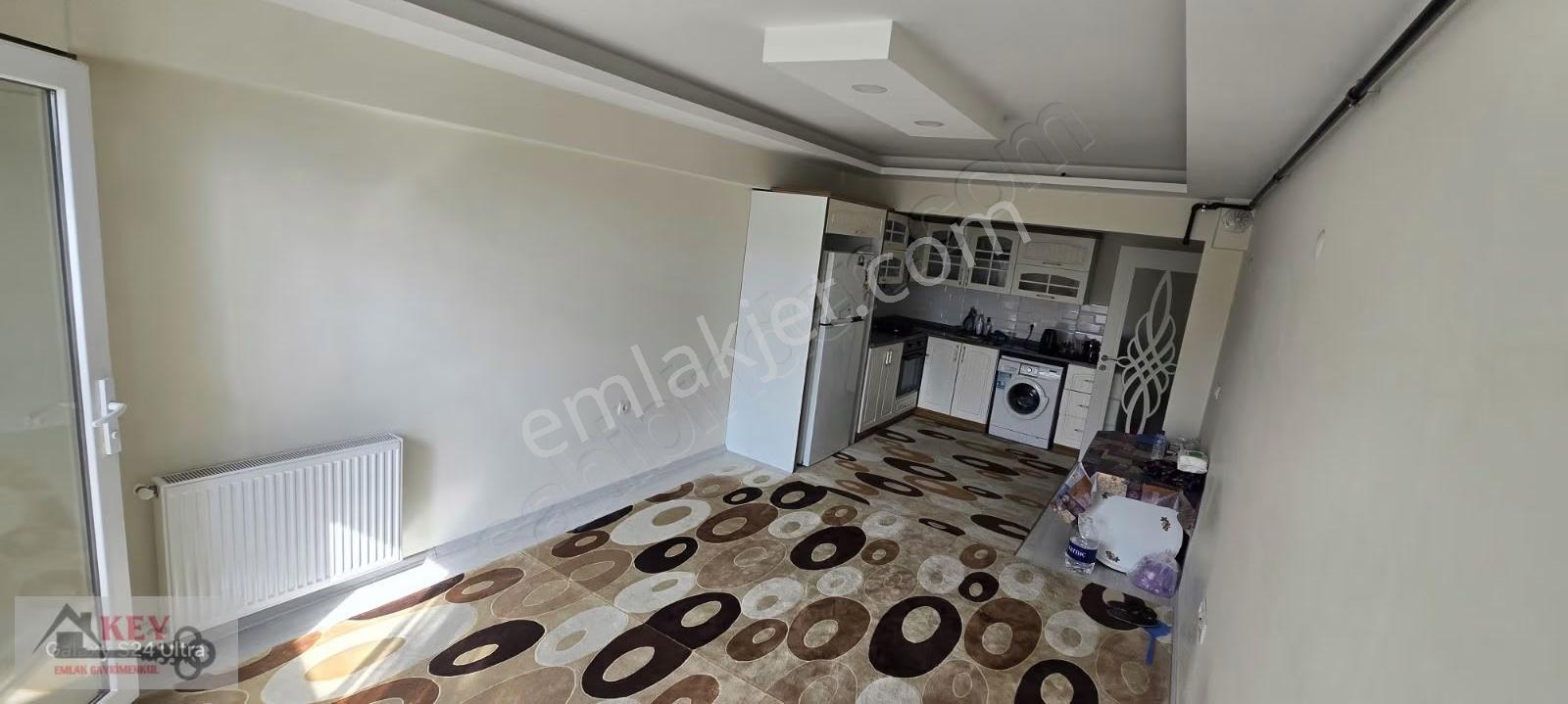 Menderes Cüneytbey'de 2+1 110 M2 Ara Kat Daire Satılıktır - Görsel 12