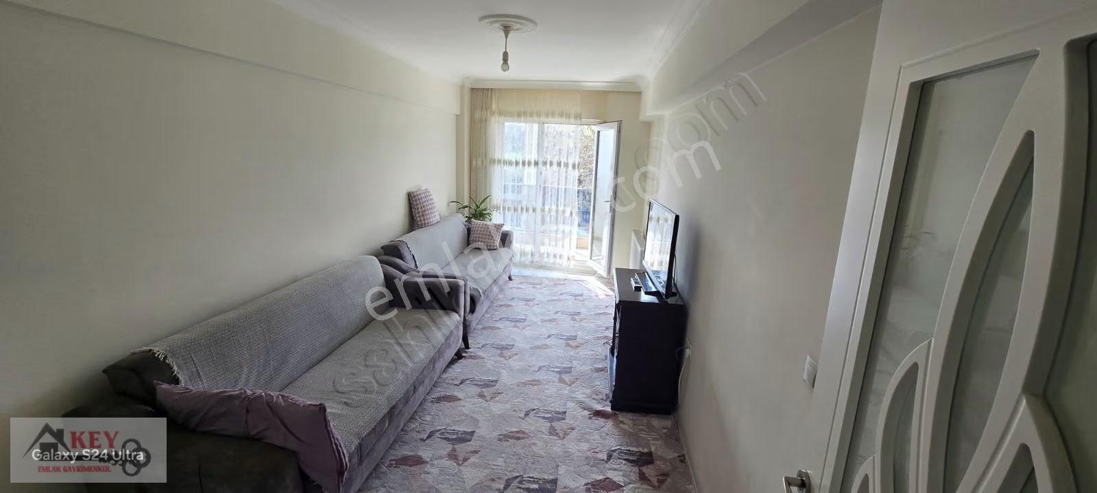 Menderes Cüneytbey'de 2+1 110 M2 Ara Kat Daire Satılıktır - Görsel 4