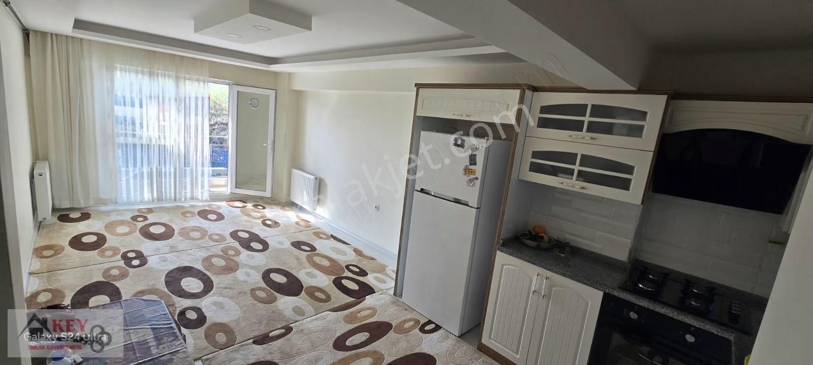 Menderes Cüneytbey'de 2+1 110 M2 Ara Kat Daire Satılıktır - Görsel 13