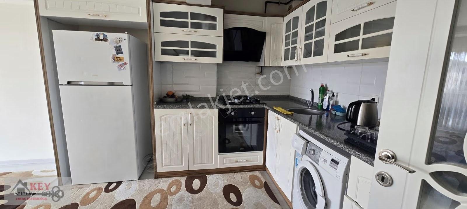 Menderes Cüneytbey'de 2+1 110 M2 Ara Kat Daire Satılıktır - Görsel 9