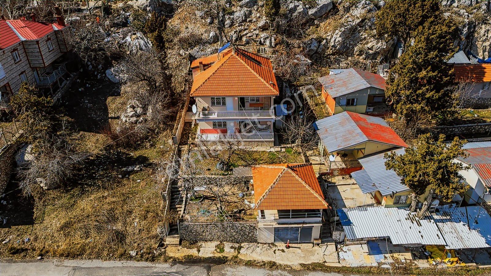 Konyaaltı Geyikbayırın Da Müstakil Ev Ve Arsası - Görsel 14