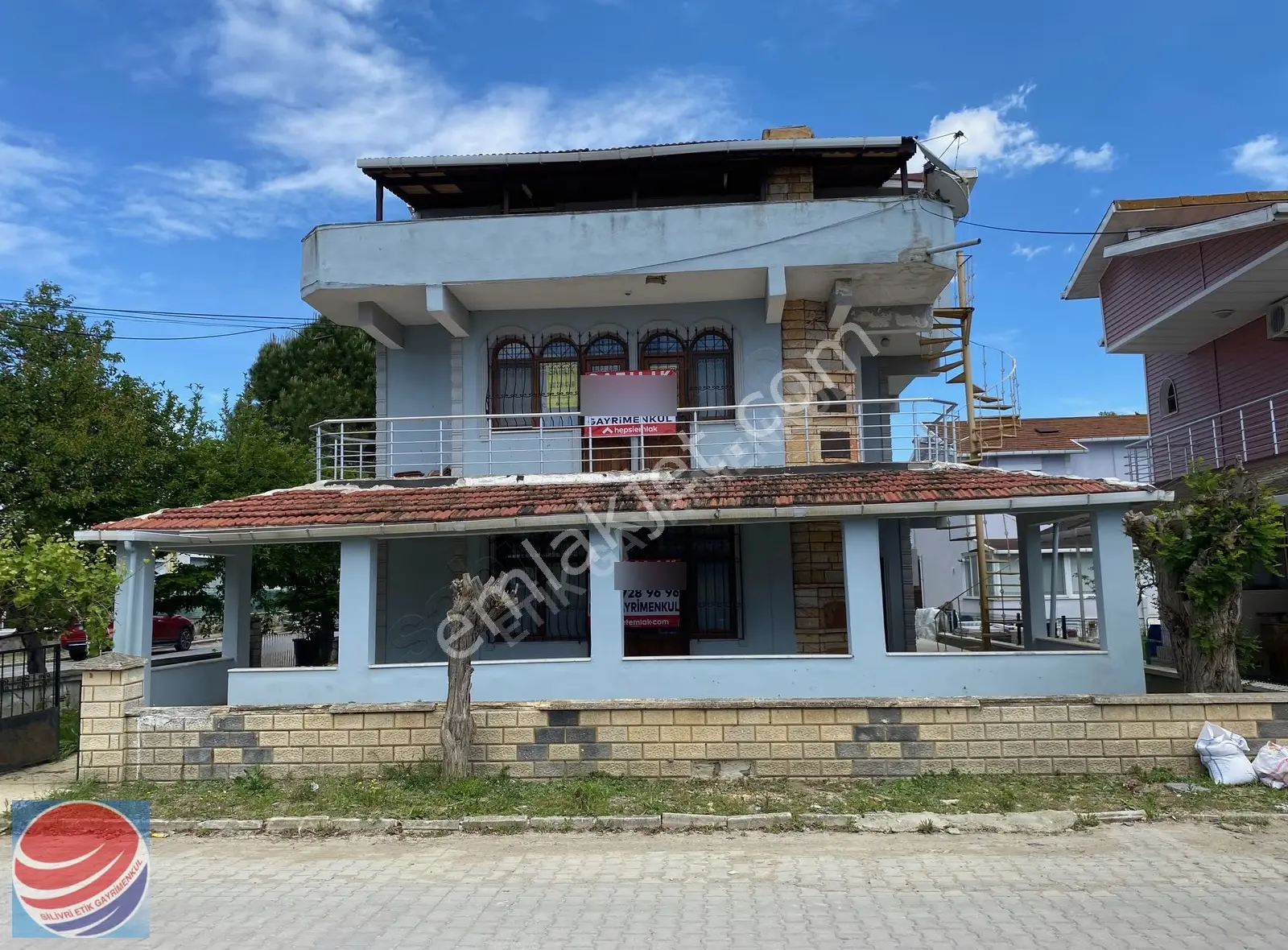 Kınalı'da Sahile Yakın 6+1 Villa, 325m² Arsa İçinde - Görsel 3