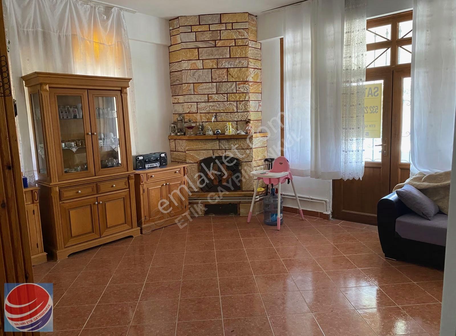 Kınalı'da Sahile Yakın 6+1 Villa, 325m² Arsa İçinde - Görsel 10