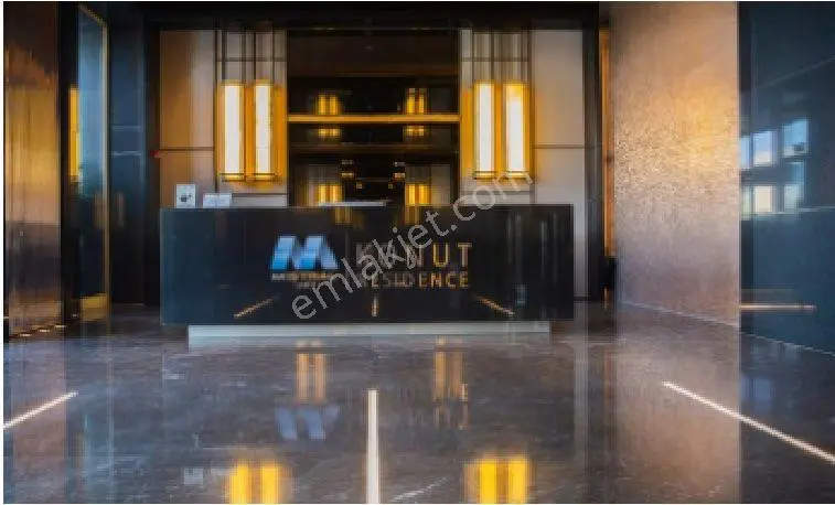 Mistral İzmir'de Deniz Manzaralı, Eşyalı, Özel Tasarım Mobilyalı, 3+1 167 M2 Satılık Daire