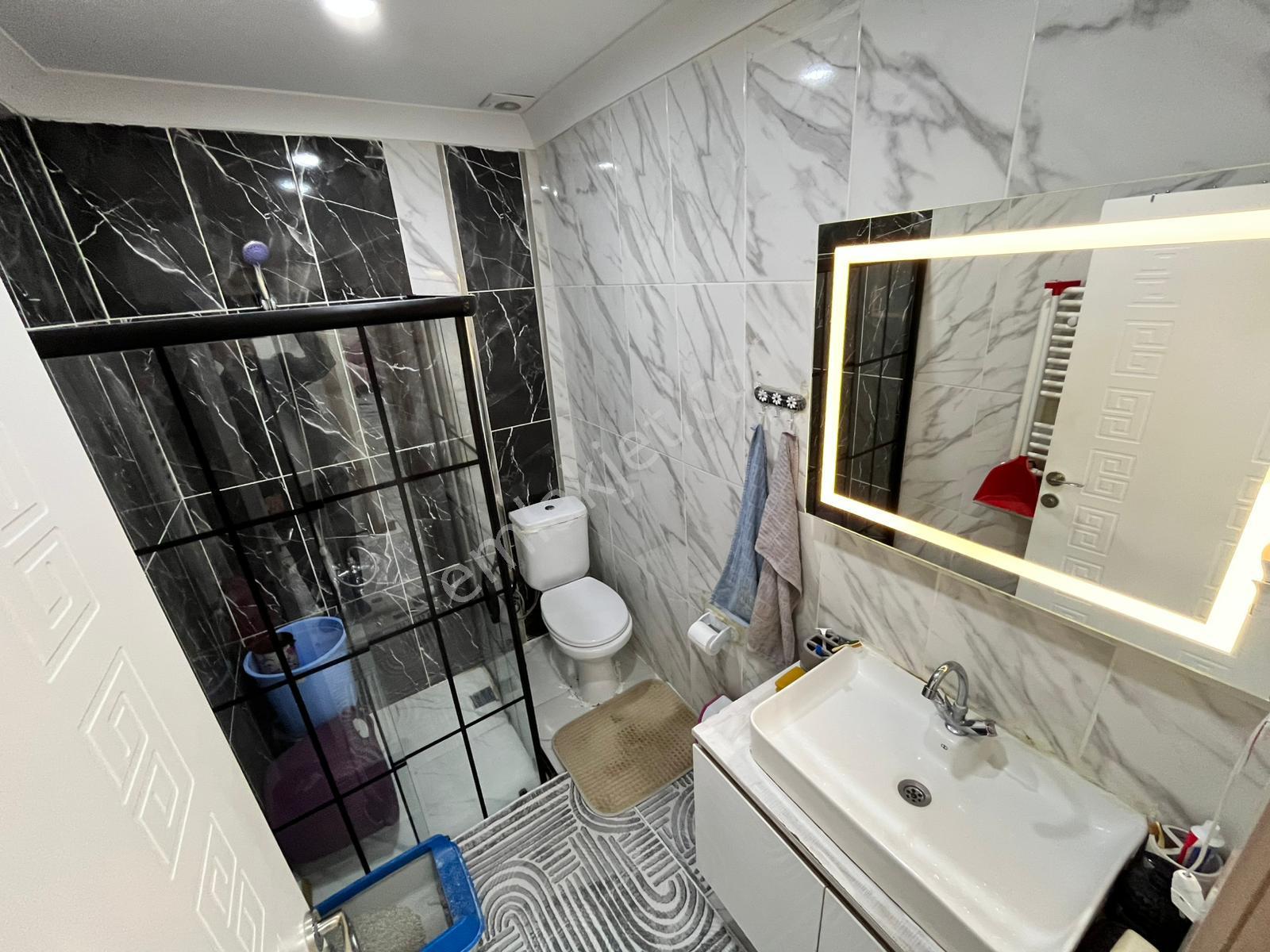 Es-astan İstasyonda Full Yapılı Güney Cephe Geniş 2+1 Daire - Görsel 19