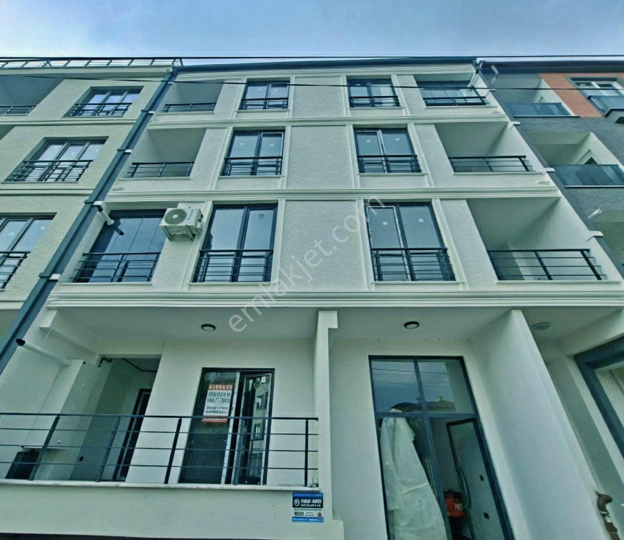 Uytundan Edremit Kadıköy'de Doğalgazlı 1+1 Kiralık Daire - Görsel 17