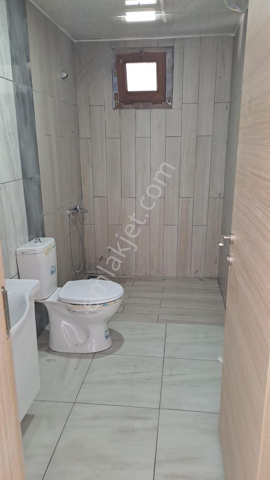 Burdur Tefenni’de Özel Bahçeli 3+1 Doğa Ve Göl Manzaralı Bahçeli Müstakil Villa - Görsel 8