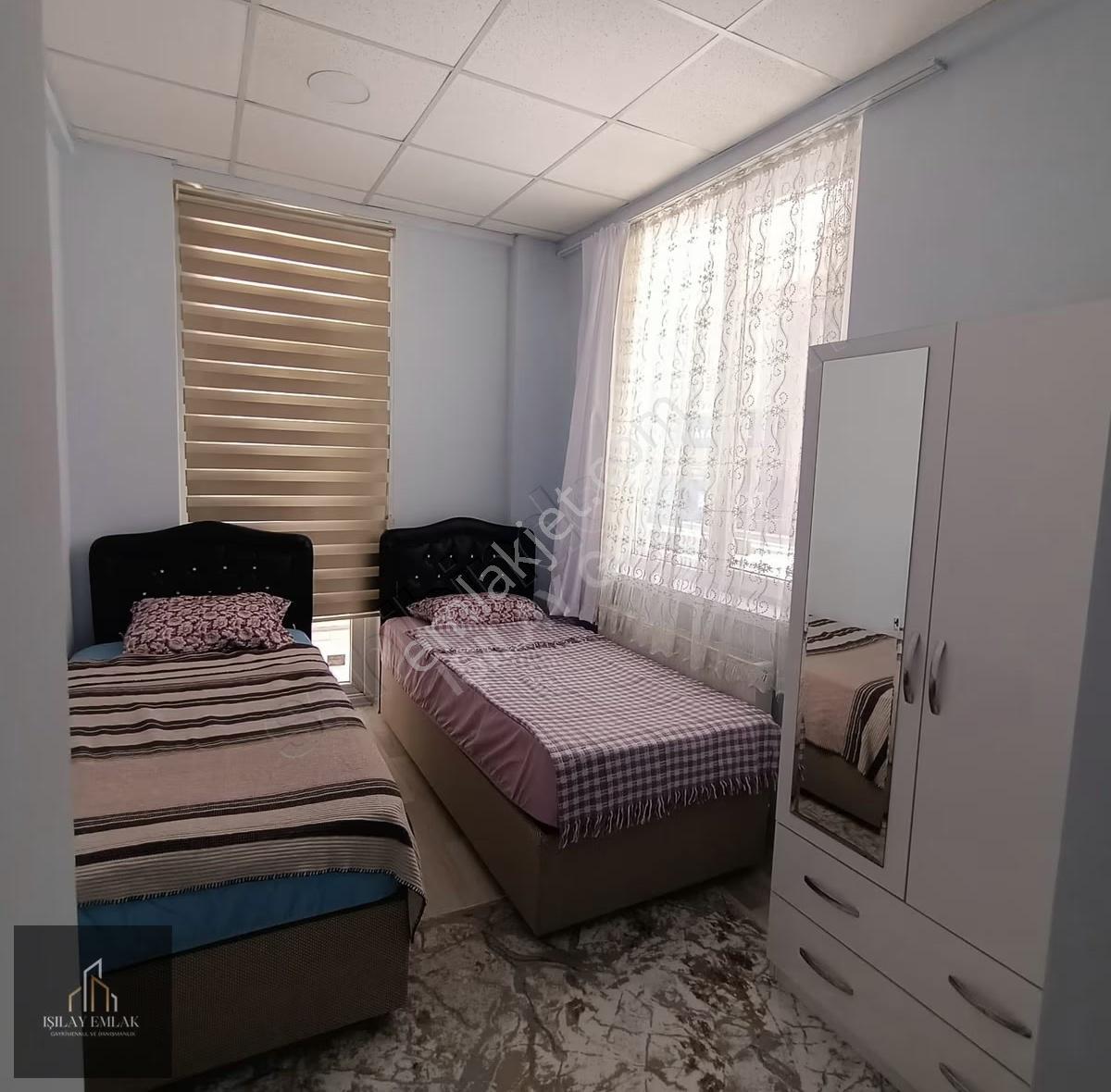 Afyon Erenler Mahallesi 1+1 Eşyalı Kiralık Daire - Görsel 3