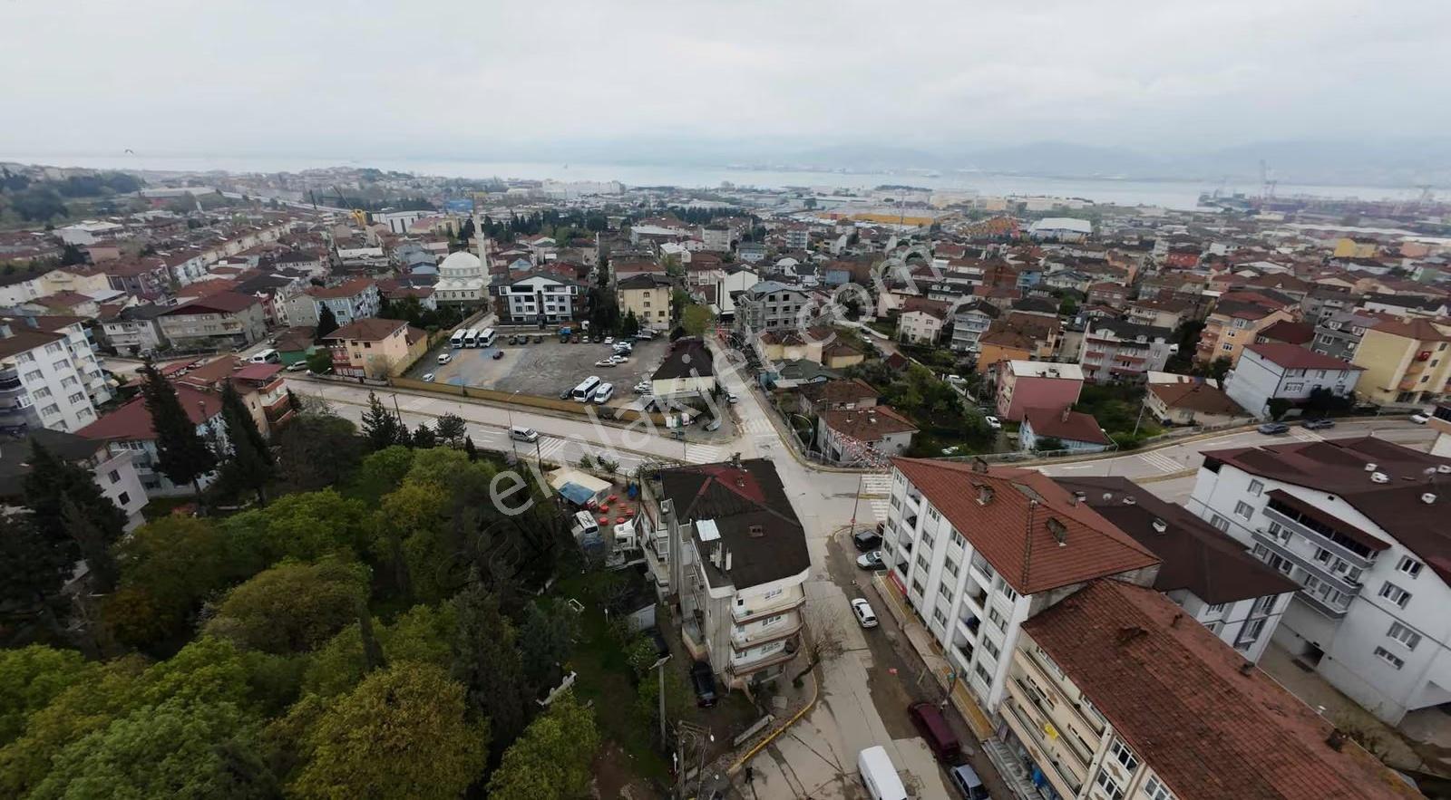 Derince Çenesuyu Da Kiralık 3+1 Arakat 100 M2 Daire - Görsel 12