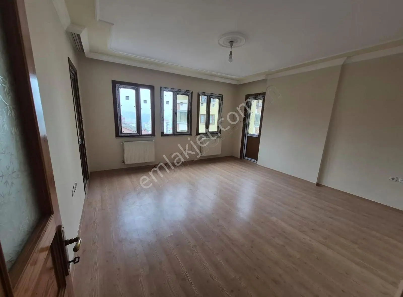 Soğuksu'da Merkezi Konumda Kiralık 3+1 Daire - Görsel 3