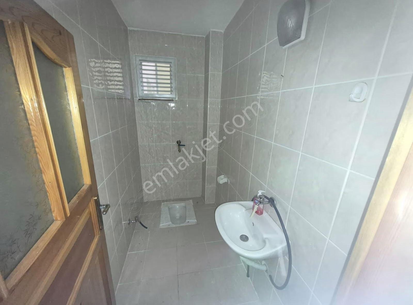Soğuksu'da Merkezi Konumda Kiralık 3+1 Daire - Görsel 22
