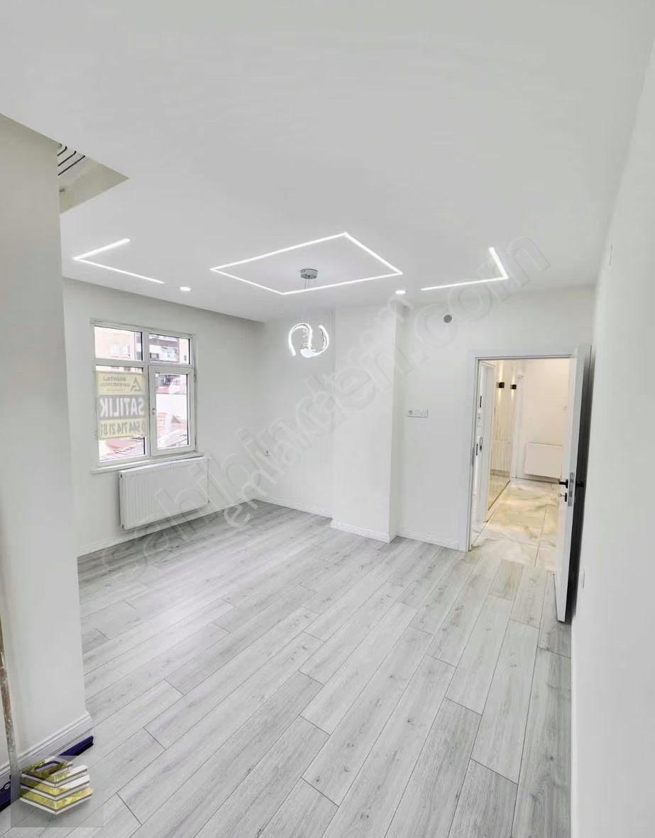 Ekipten Rasathane Mahallesinde Doğalgazlı İçi Sıfır Yapılı Daire - Görsel 10