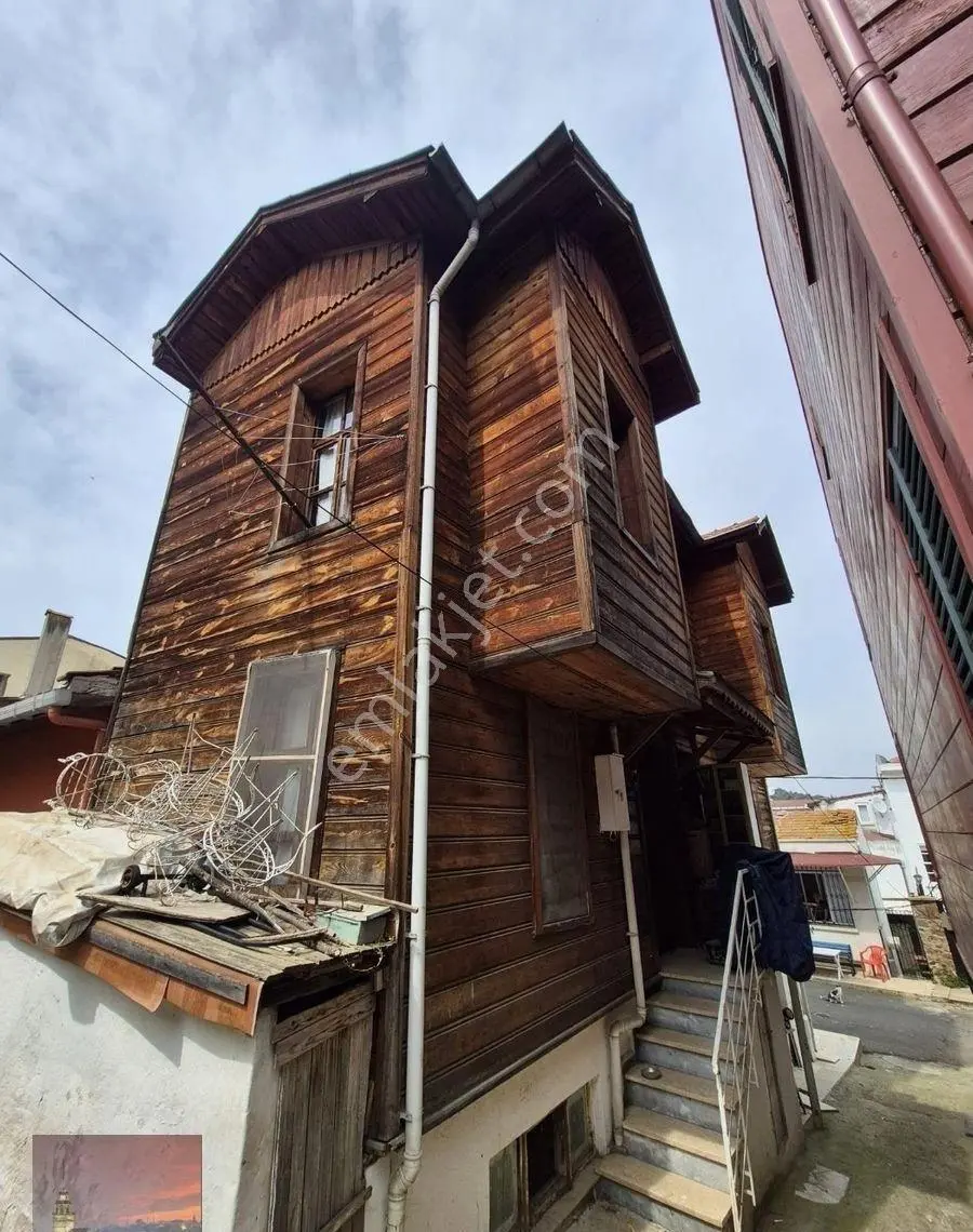 Heybeliada Satılık Müstakil Ahşap Köşk - Görsel 4