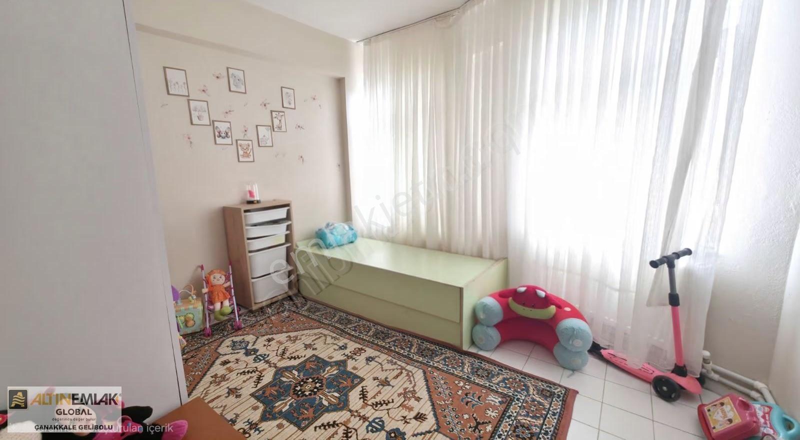 Altın Emlaktan Yazıcızade De Geniş M2 Lı 3+1 Satılık Daire - Görsel 3