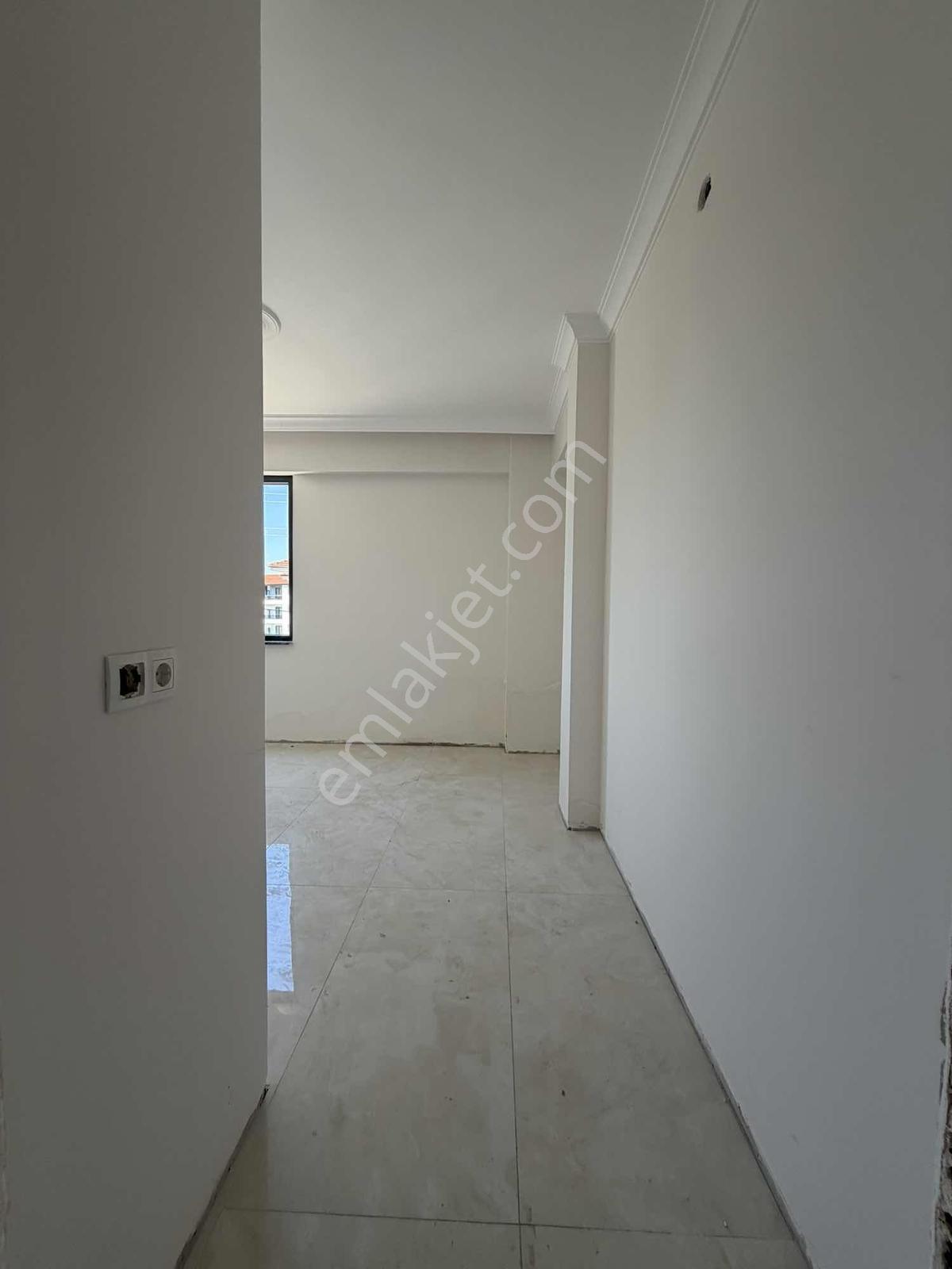 Ömer İnan Remax Hür 3+1 Satılık Daire - Görsel 11