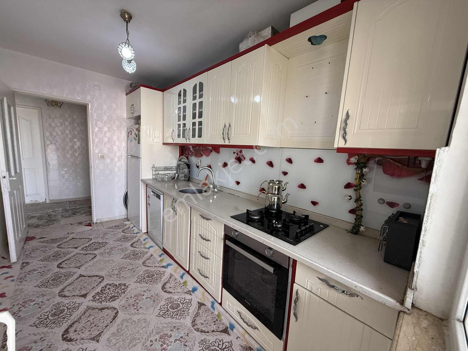 Kare'den Seyrantepe Merkezde Bakımlı 3+1 Daire. - Görsel 12