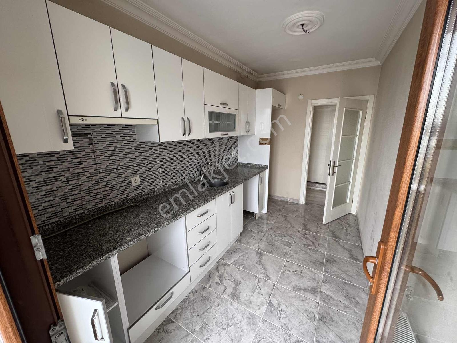Pendik Esenler'de Evin Evime Uygun 3 Cepheli Satılık 120m² 3+1 - Görsel 7