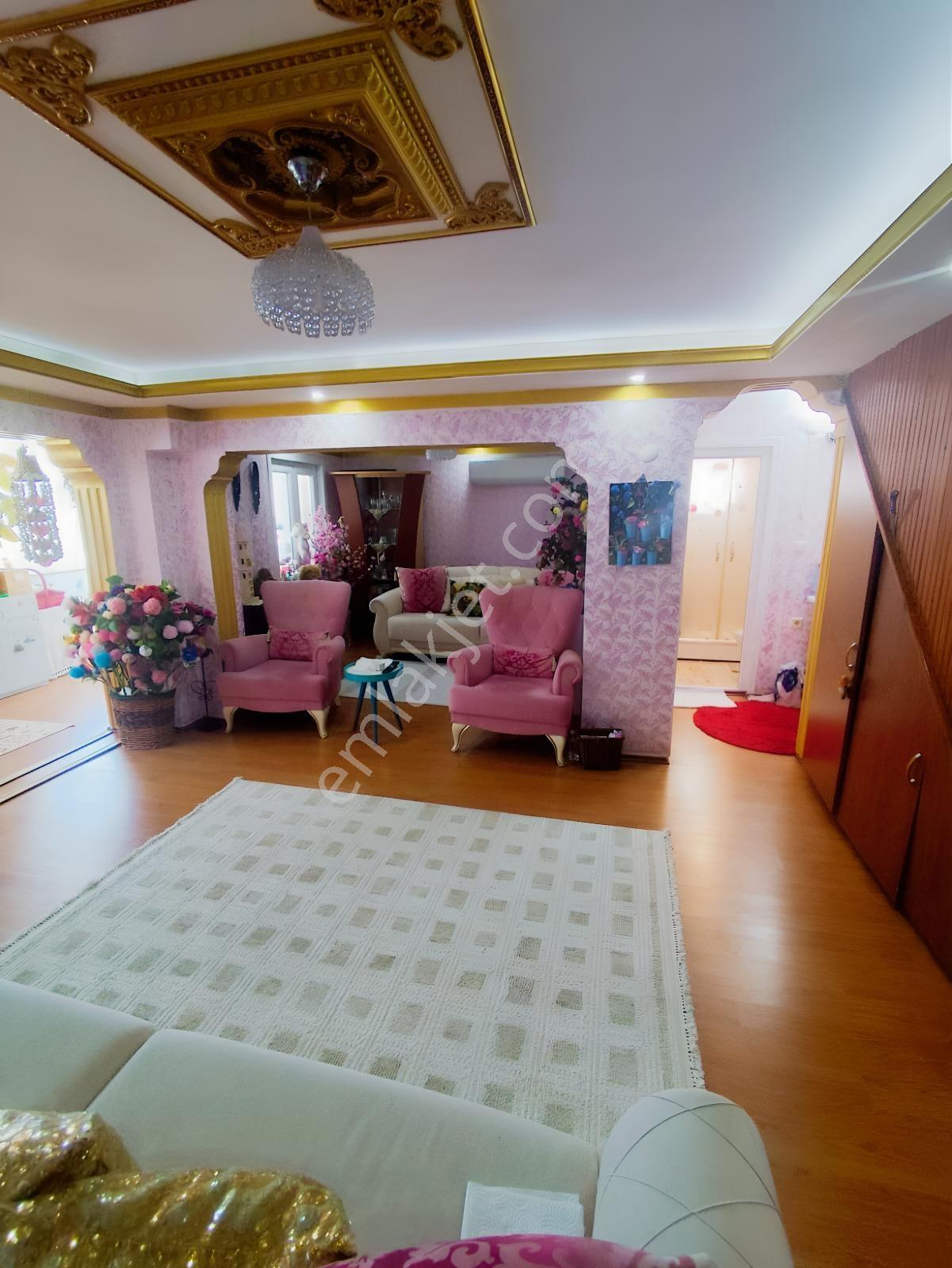 Silivri Basınkent 2 Sitesinde Masrafsız 4+2 Tripleks Villa - Görsel 30