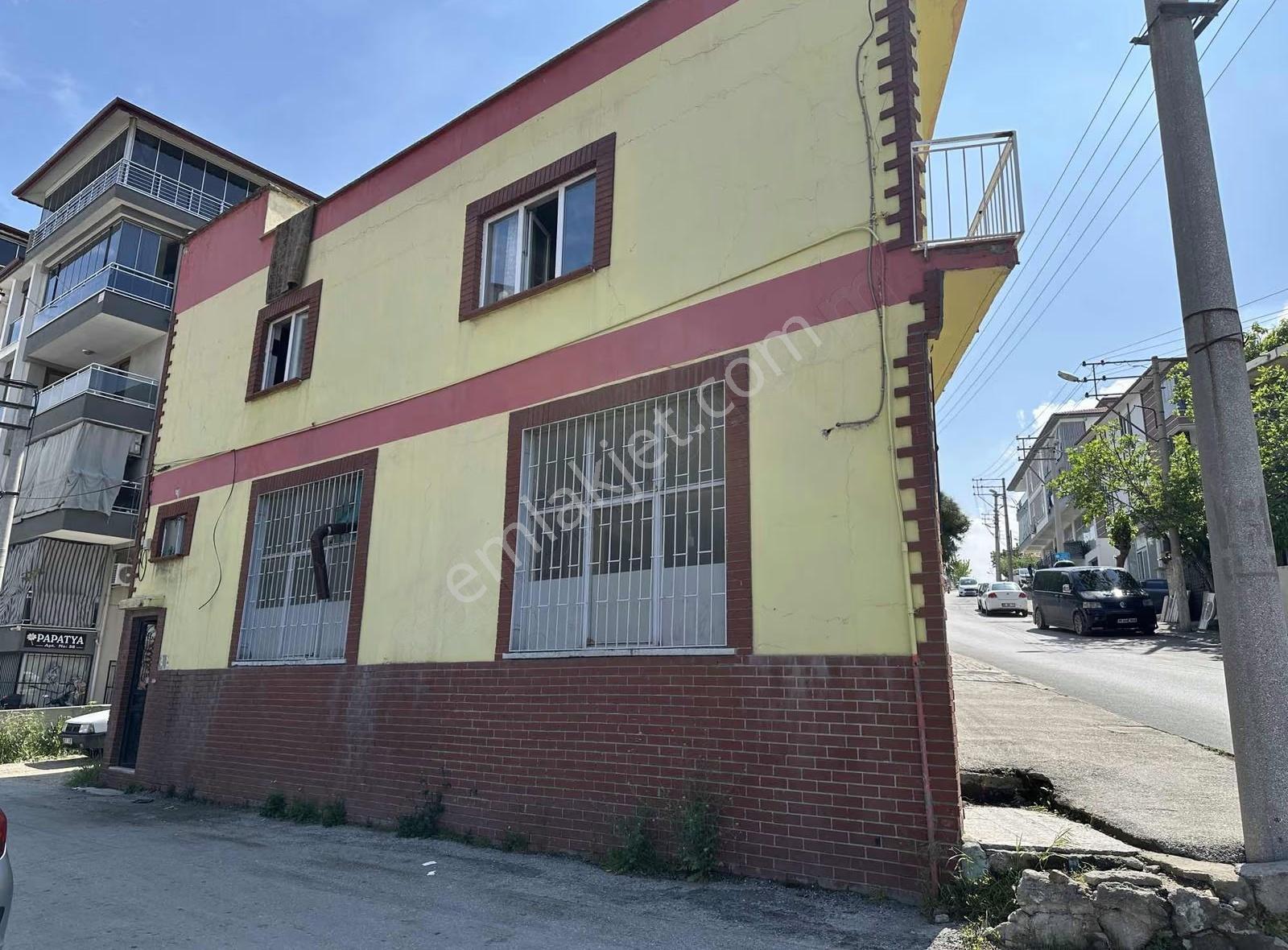 Bakırlı'da İzmir Asfaltına Yakın Köşe Başı Kiralık Dükkan - Görsel 3
