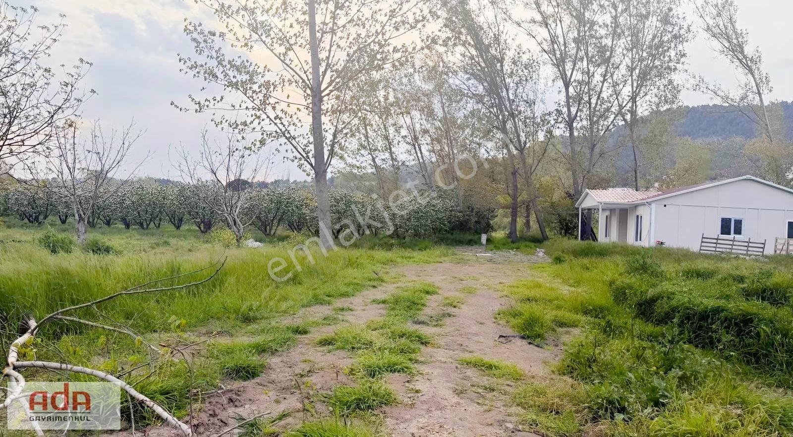 Geyve Karacaörende Ruhsatlı, Projeli, Doğa Manzaralı Arsa