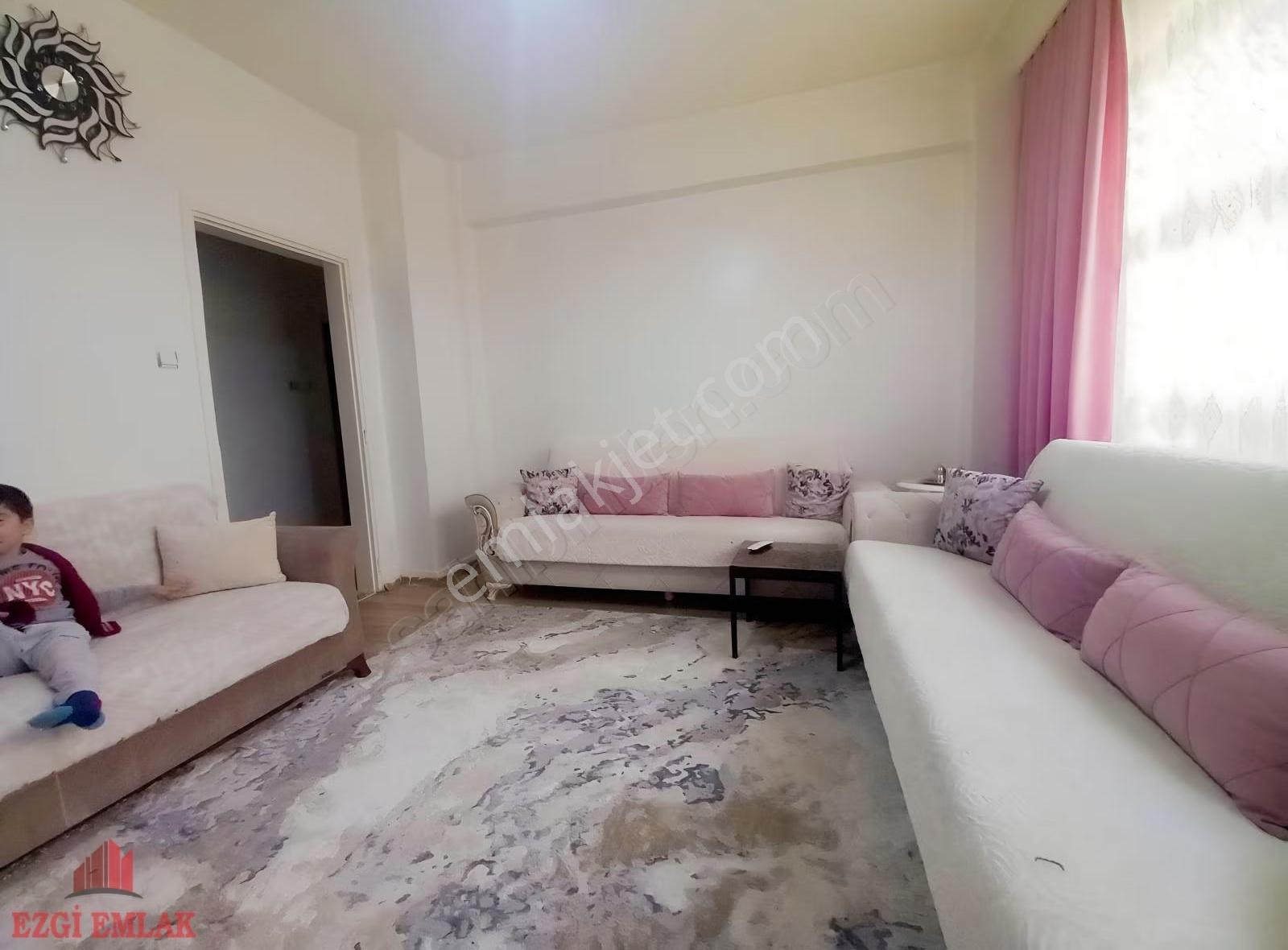 Binevler Reno Servisi Arkası Satılık 2+1 Daire - Görsel 13