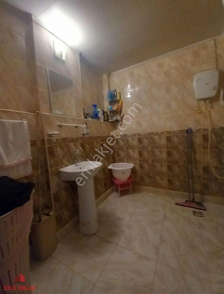 Binevler Reno Servisi Arkası Satılık 2+1 Daire - Görsel 11