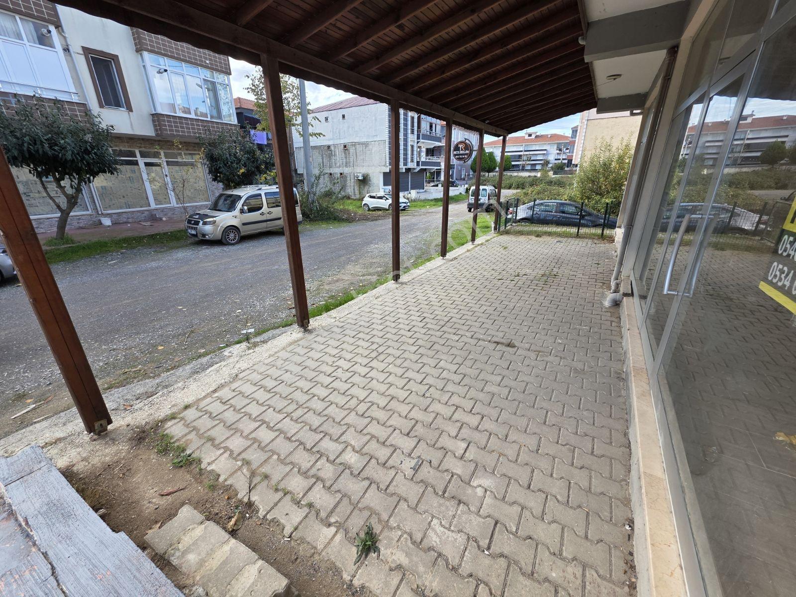 Karasu Hastane Karşısı Avm Yanı Dükkanımı 80 M2 Wc Kış Bahçeli - Görsel 3