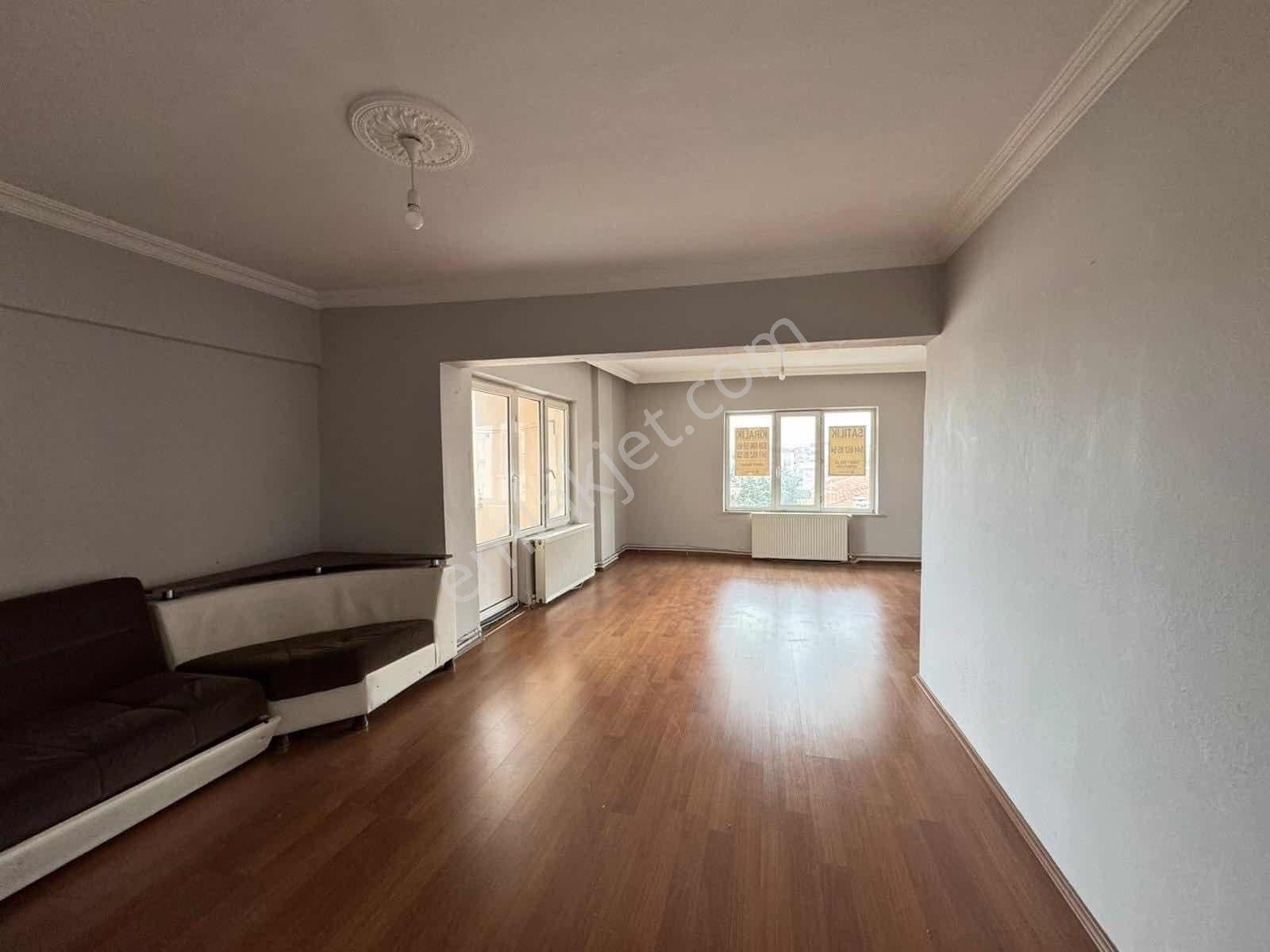 Çorlu Nusratiyede 3+1 150m2 Site İçi Kiralık Daire - Görsel 9
