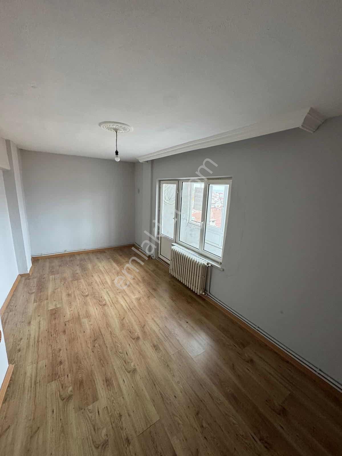 Çorlu Nusratiyede 3+1 150m2 Site İçi Kiralık Daire - Görsel 11