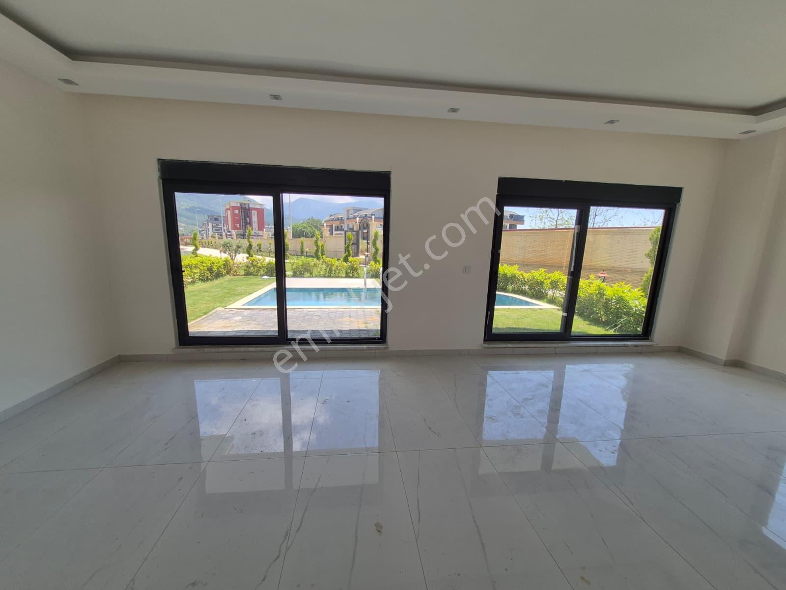 Alanya Oba’da Villa Konseptinde Volantis Garden’da 3+1 Özel Havuzlu Daire - Görsel 32