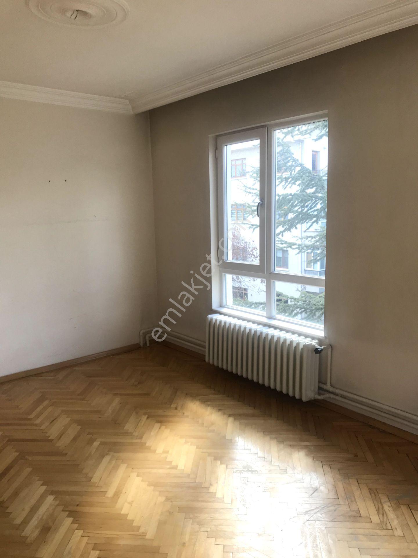 Sahibinden Bahçelievlerde Kombili Boş Yeni Boyanmış Bakımlı Katta 3+1 114 M2 Kiralık Daire - Görsel 16