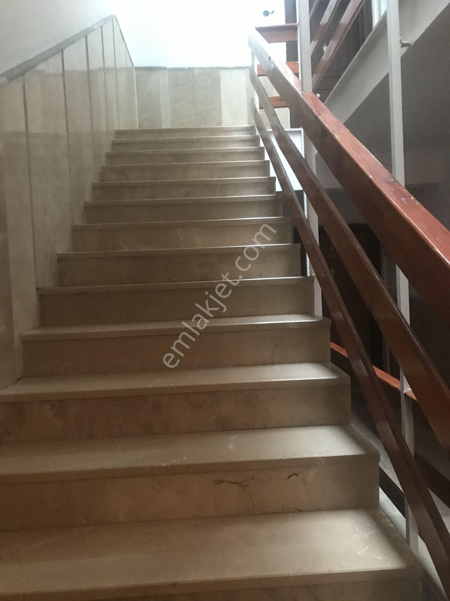 Sahibinden Bahçelievlerde Kombili Boş Yeni Boyanmış Bakımlı Katta 3+1 114 M2 Kiralık Daire - Görsel 17