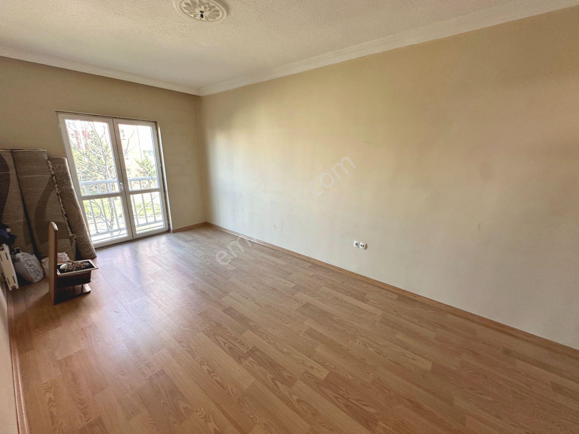 Altınevler Mahallesinde Site İçinde Önü Açık 3+1 Satılık Daire - Görsel 14