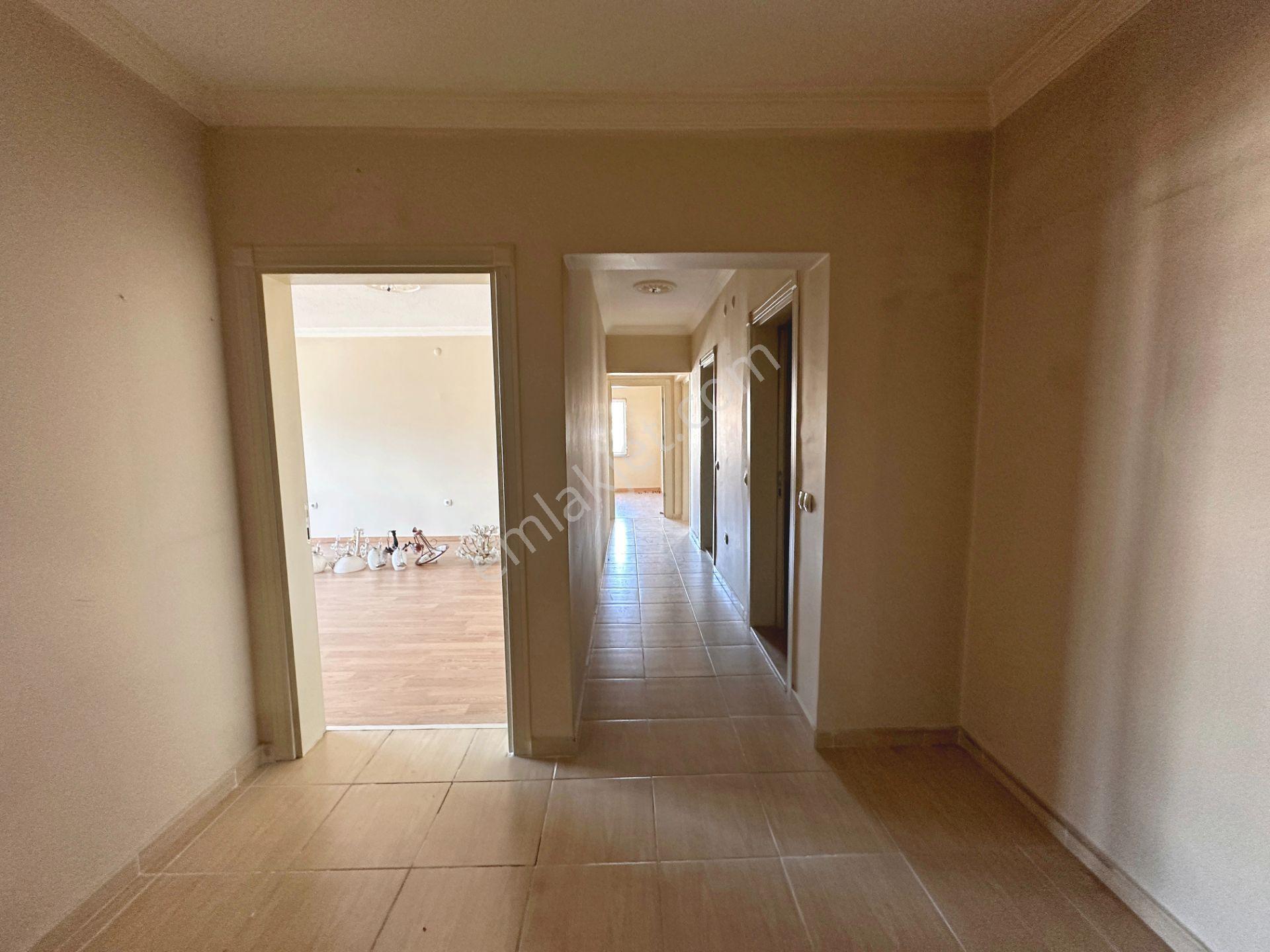 Altınevler Mahallesinde Site İçinde Önü Açık 3+1 Satılık Daire - Görsel 20