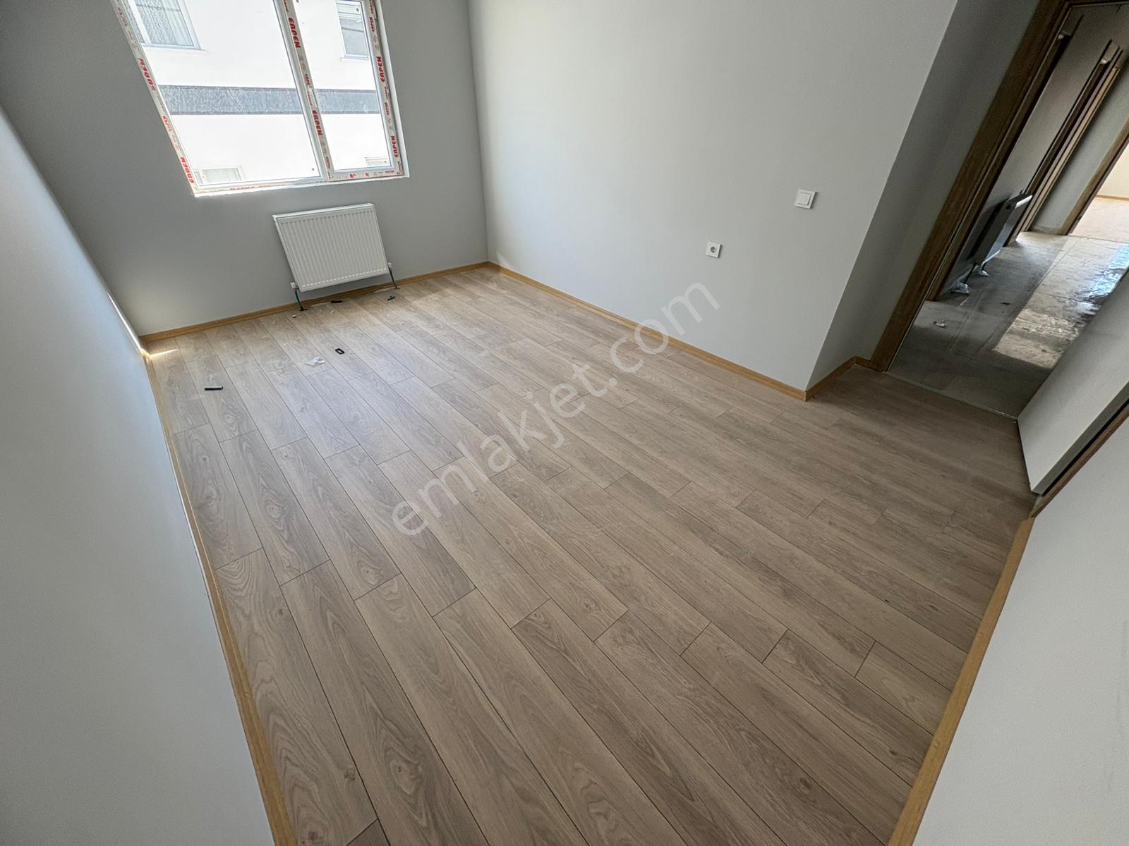 Sym'den 29ekim Mh Ara Katta Ebevney Banyolu Full Yapılı 3+1dairee!!! - Görsel 28