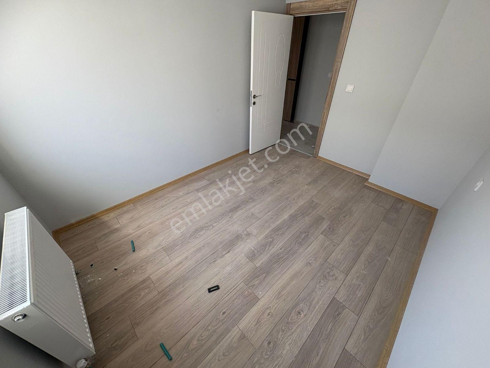 Sym'den 29ekim Mh Ara Katta Ebevney Banyolu Full Yapılı 3+1dairee!!! - Görsel 27
