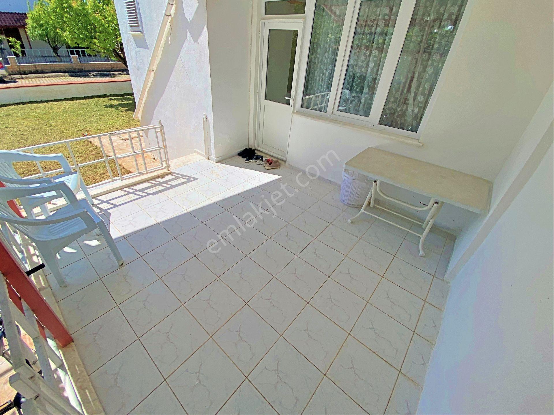 Burhaniyede Yetki Gültaş Emlaktan Satılık 3+1 Yüzme Havuzlu Villa - Görsel 24