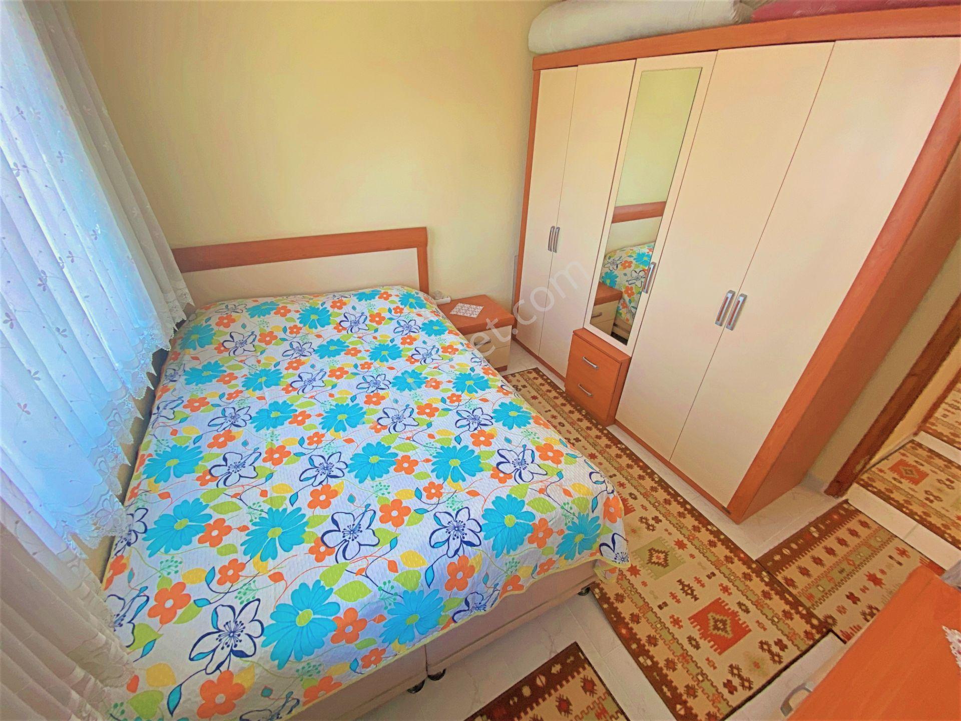 Burhaniyede Yetki Gültaş Emlaktan Satılık 3+1 Yüzme Havuzlu Villa - Görsel 17