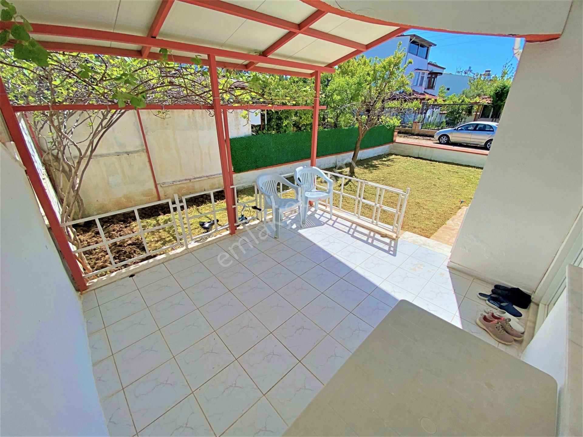 Burhaniyede Yetki Gültaş Emlaktan Satılık 3+1 Yüzme Havuzlu Villa - Görsel 10