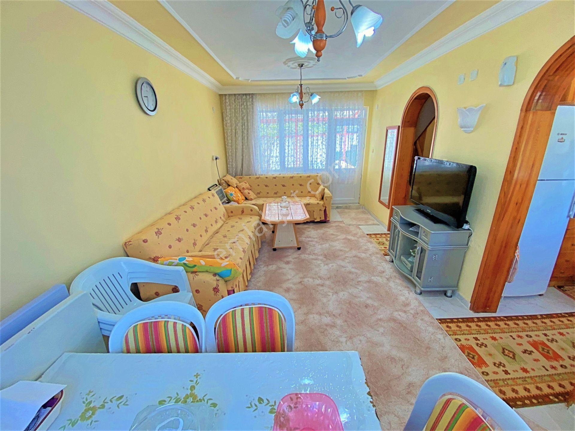 Burhaniyede Yetki Gültaş Emlaktan Satılık 3+1 Yüzme Havuzlu Villa - Görsel 18