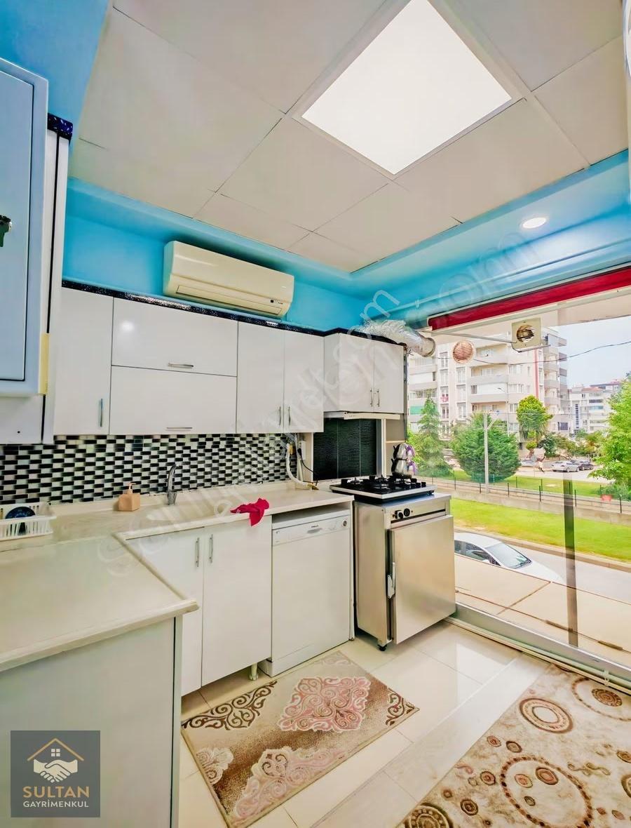 Yenimahallede Tramvay Yoluna Cephe Satılık 3 Katlı Dükkan - Görsel 26