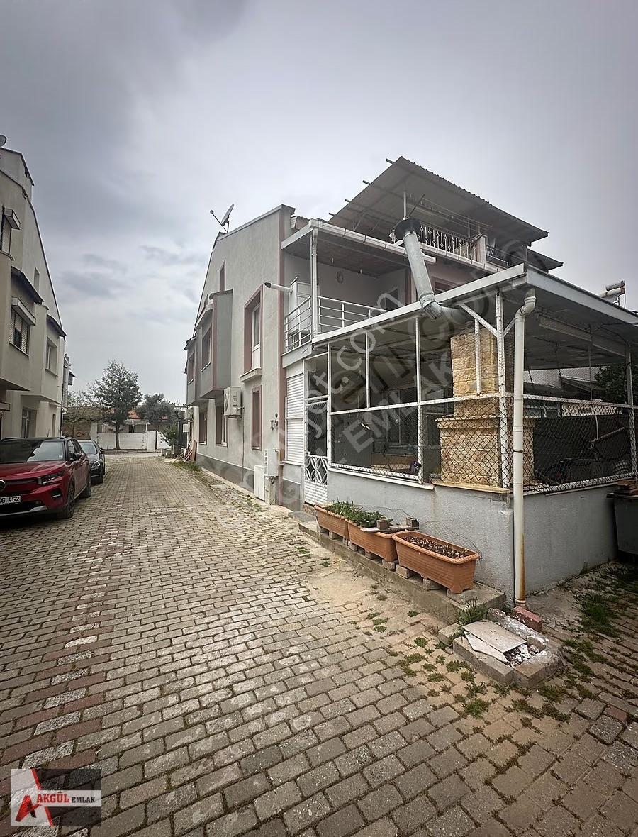Akgül Emlak'tan Mithatpaşa Mah. Uygun Fiyatlı 4+1 Satılık Villa - Görsel 33