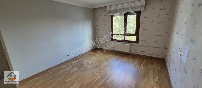 Akasya Kısa Katlılarda İçi Tamamen Restoreli Boş 3,5+1 189m2 - Görsel 15