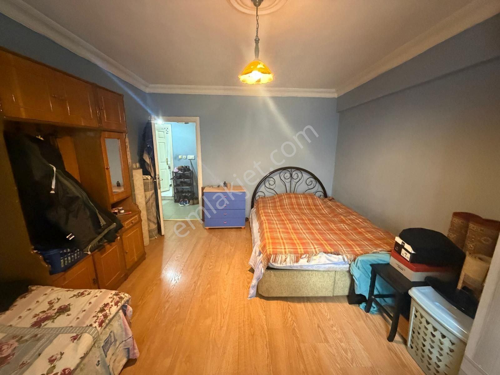 Bahçeleivler Siyavuşpaşa Mahallesinde 2+1 90 M2 Satılık Daire - Görsel 13