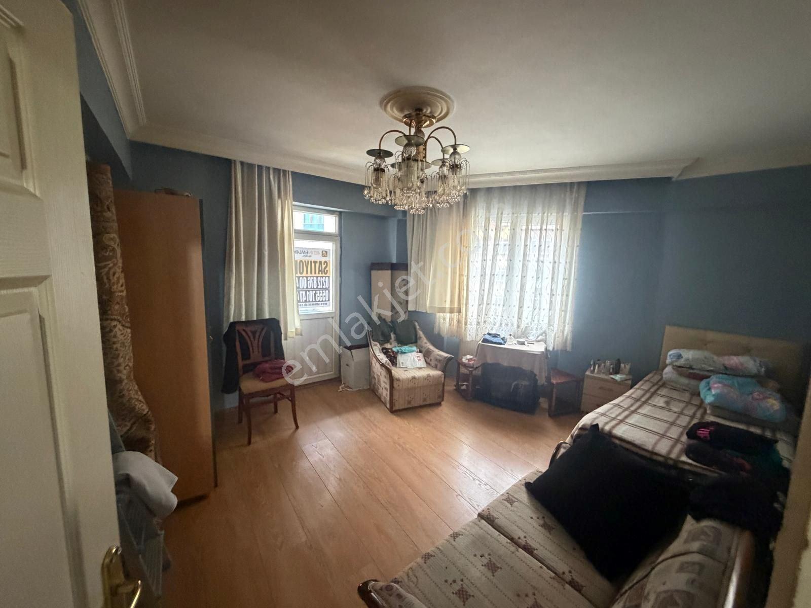 Bahçeleivler Siyavuşpaşa Mahallesinde 2+1 90 M2 Satılık Daire - Görsel 5