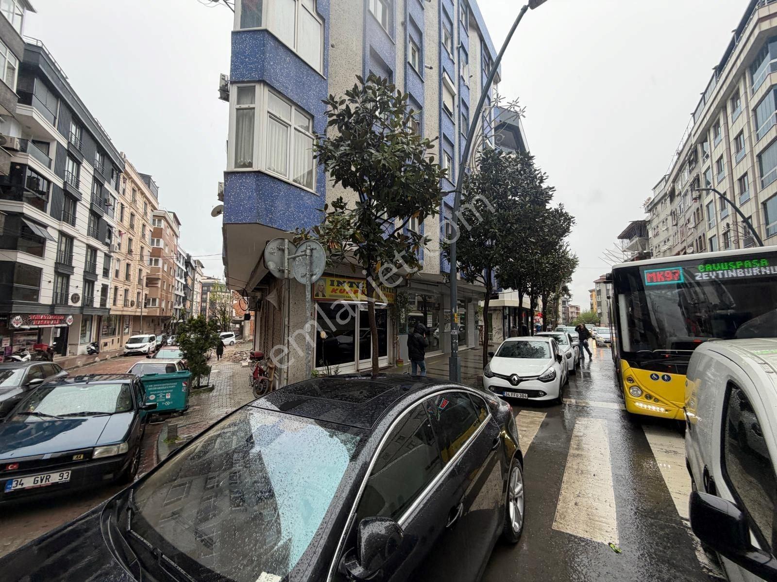 Bahçeleivler Siyavuşpaşa Mahallesinde 2+1 90 M2 Satılık Daire - Görsel 3