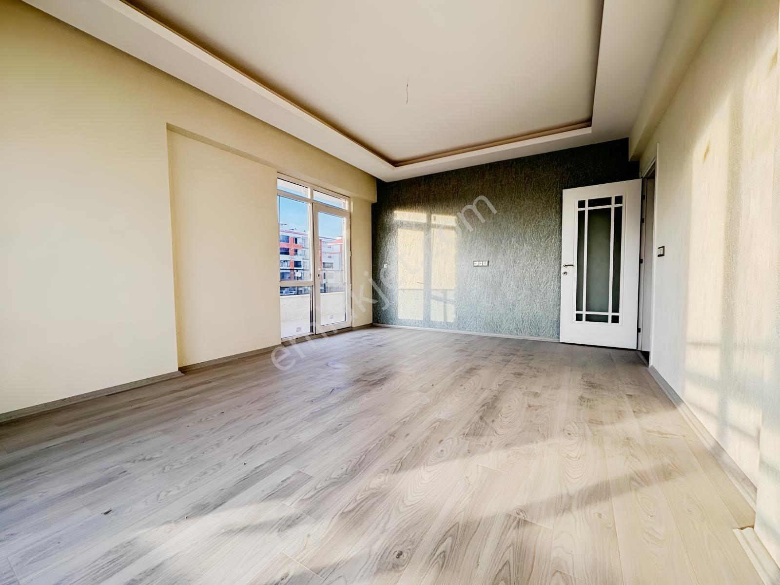 Uluğbeyde Cadde Üzeri Ferah Ve Kullanışlı 3+1 Lüks Daire - Görsel 14