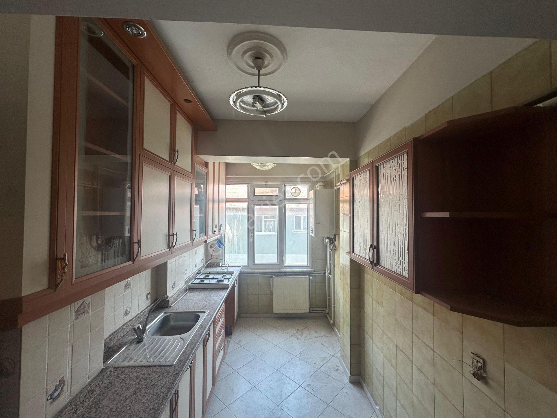 Bakırköy Sakızağacında Muhteşem Manzaralı Satılık Daire 2+1 110 M2 - Görsel 17