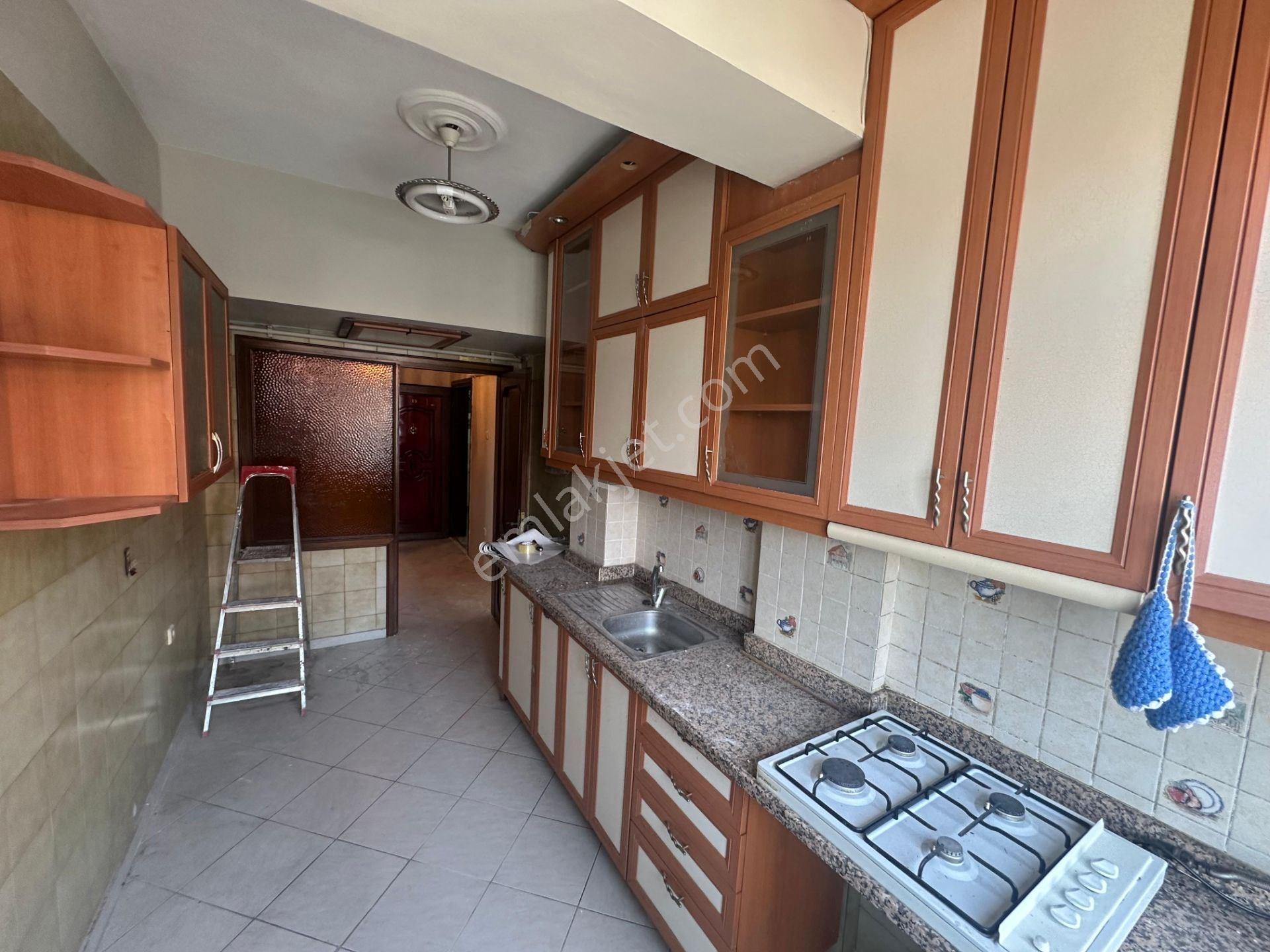 Bakırköy Sakızağacında Muhteşem Manzaralı Satılık Daire 2+1 110 M2 - Görsel 18